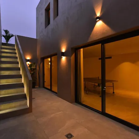Luxurious In *