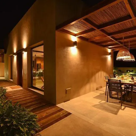Luxurious In